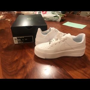 Nike Air Force 1s Sage Low - women’s 6.5